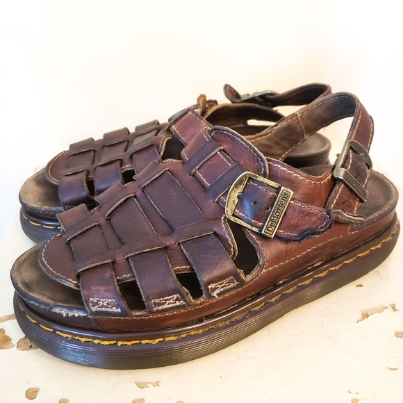 castillo women's leather fisherman sandals